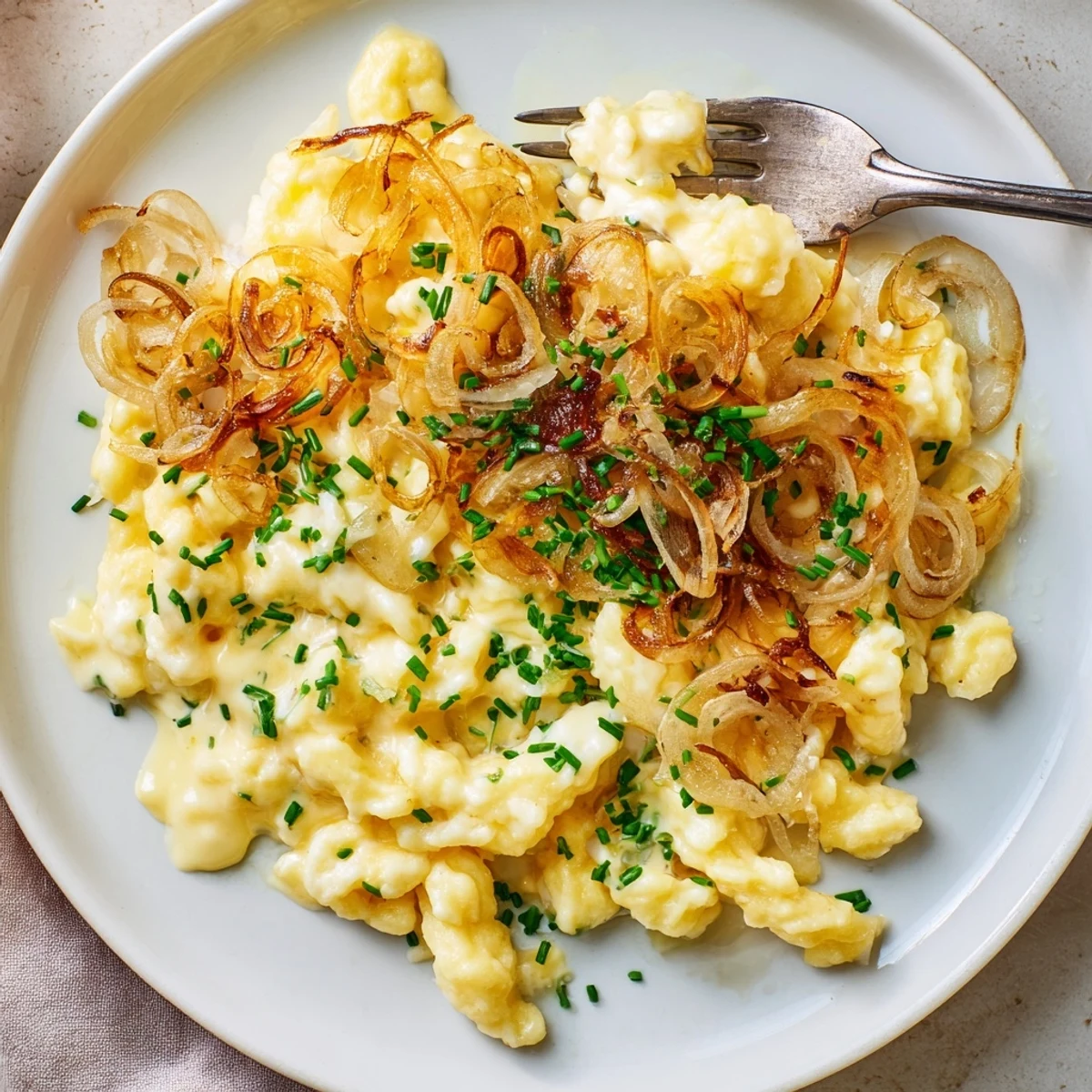 Cremige Swabian Cheese Spaetzle, perfekt zum Genießen in einer herzlichen Mahlzeit