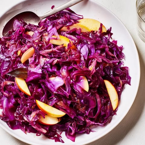 Geschmorter Rotkohl mit Apfel