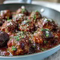 Langsam gekochte Fleischbällchen in Marinara-Sauce – zart, aromatisch und perfekt für jede Feier.